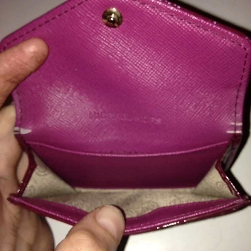 👛 MICHAEL KORS 👛 signature patent leather wallet